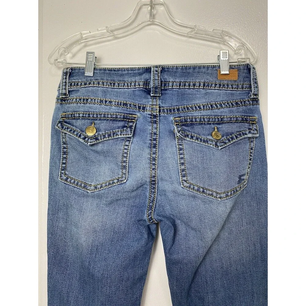 Seven7 blue jeans